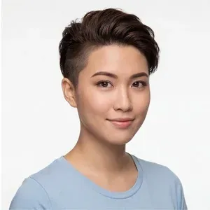 两侧剃短: 女士发型
